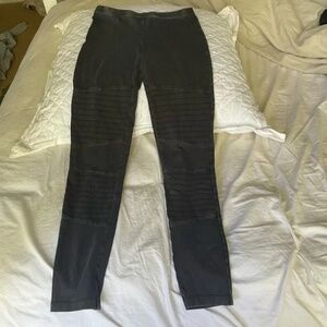 Black Leggings with Ribbed Sections